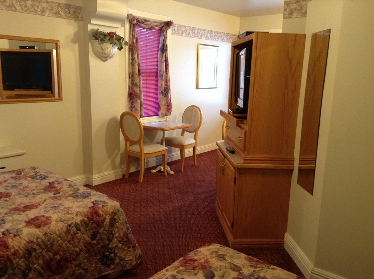 Lakeview Hotel Wawa